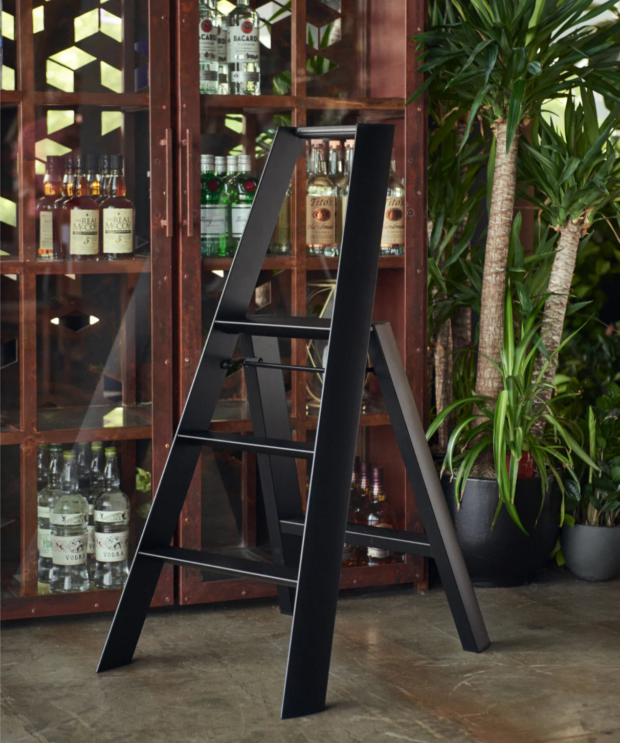 Lucano 3 Step Breed Zwart