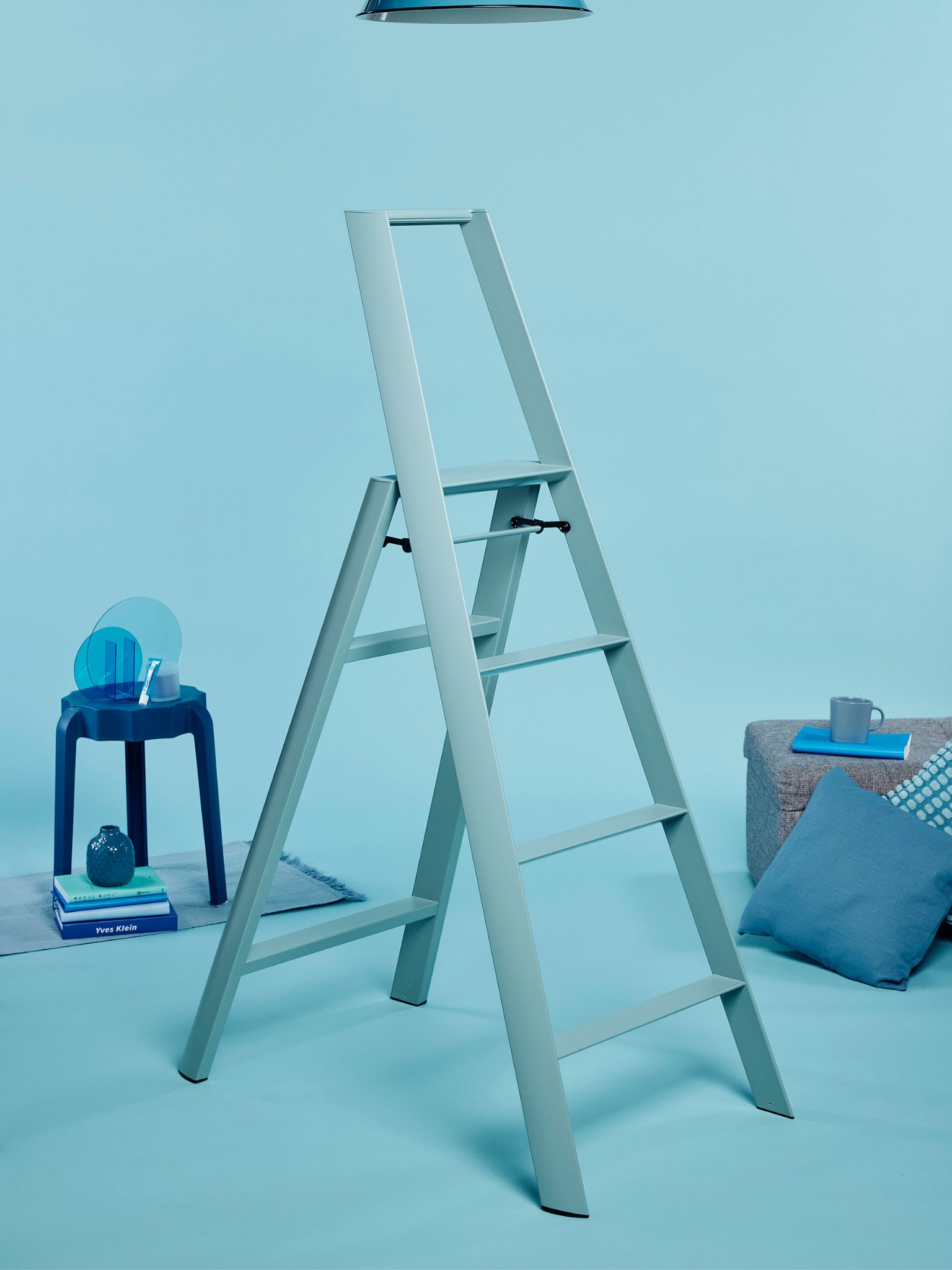 opengevouwen 4 step dusty mint ladder